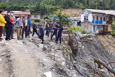 सङ्कटग्रस्त मनाङ पुगेको निरीक्षण टोलीको निष्कर्ष : दीर्घकालीन समाधान खोजिनु पर्ने 